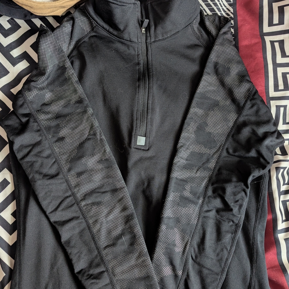 NWOT ZYIA Active Black Quarter-Zip Top